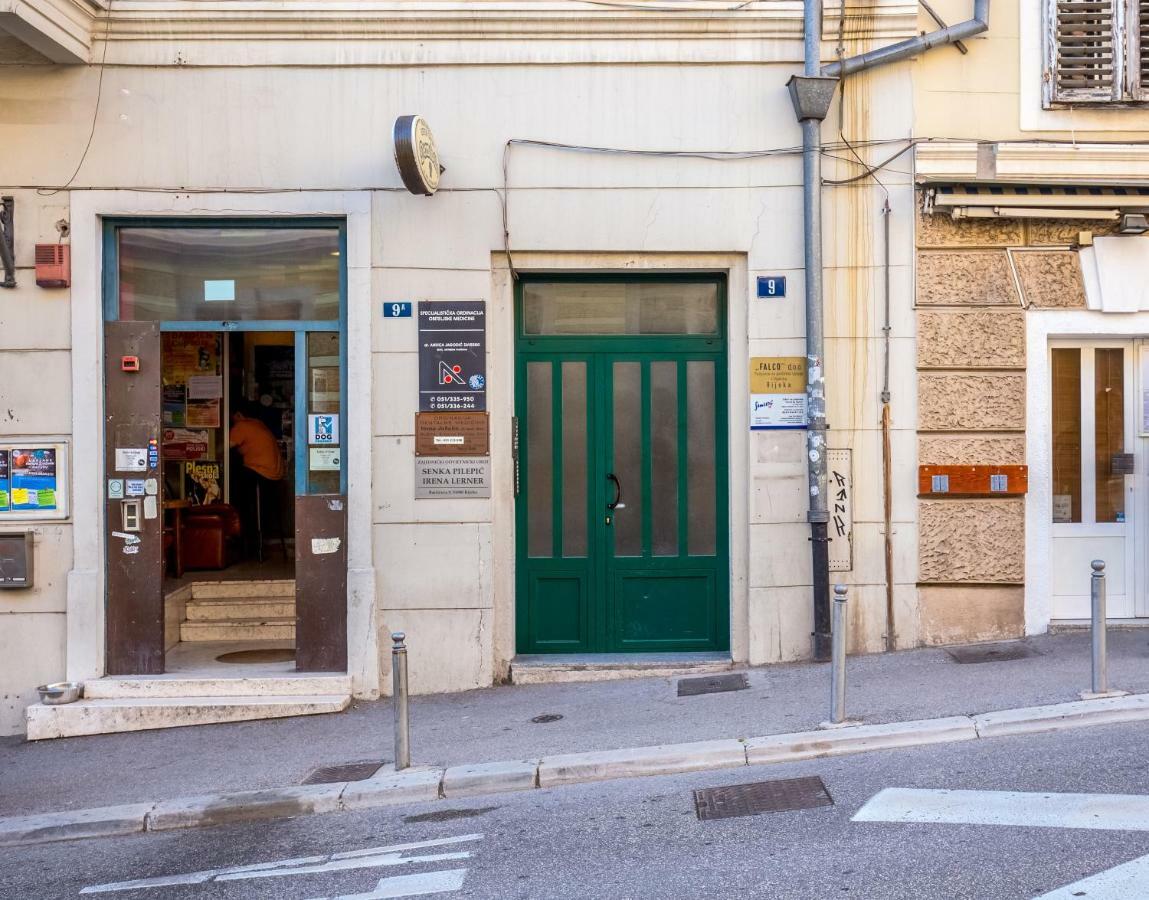Stay In Ριέκα Εξωτερικό φωτογραφία